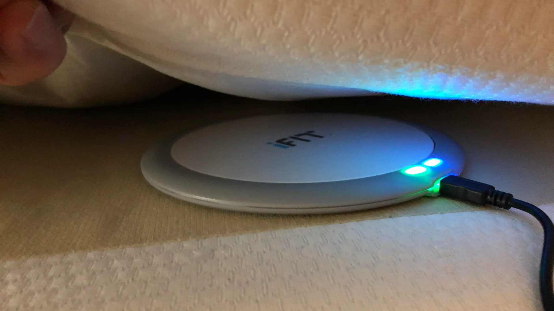 An Effective, Nonevasive Sleep & Recovery Tracker PHXTri